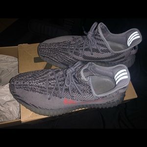 Yeezy Boost 350 V2